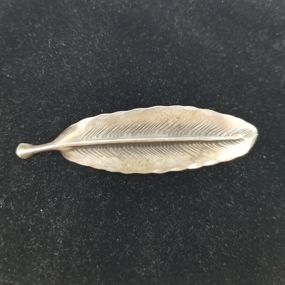 Vintage Sterling Silver Leaf Brooch